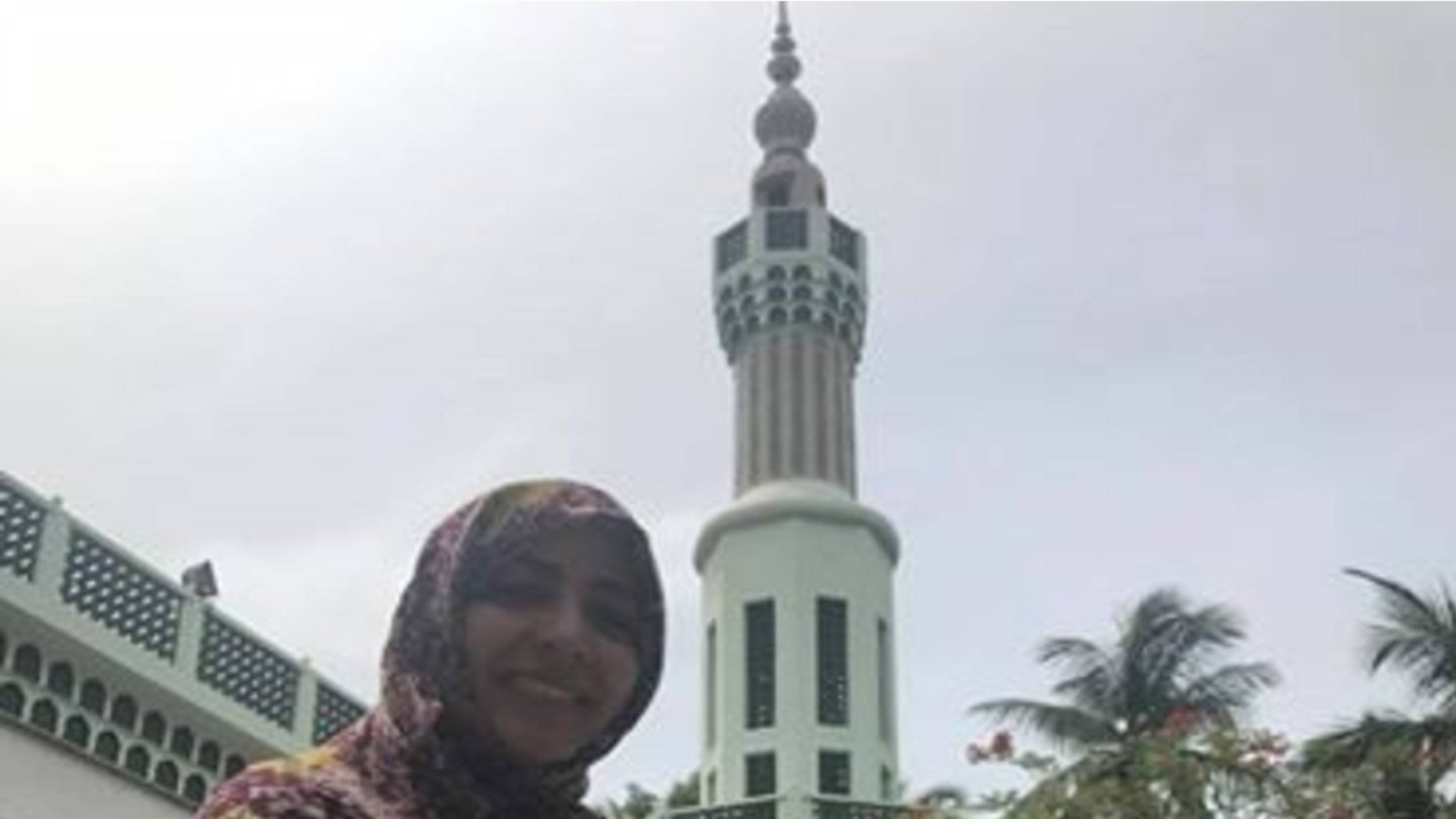 Tawakkol Karman visits the Islamic Center Mosque in Chennai, South India